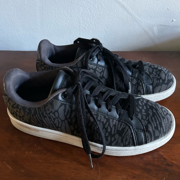 Adidas Neo Cloud Foam Advantage Leopard Print Sneakers